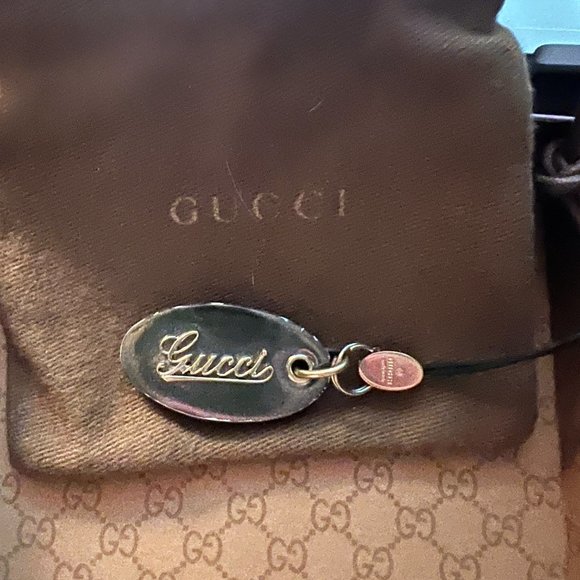 Gucci Logo Leather Phone Charm Strap For Handbag Camera Mobile new box dust bag - Picture 1 of 5